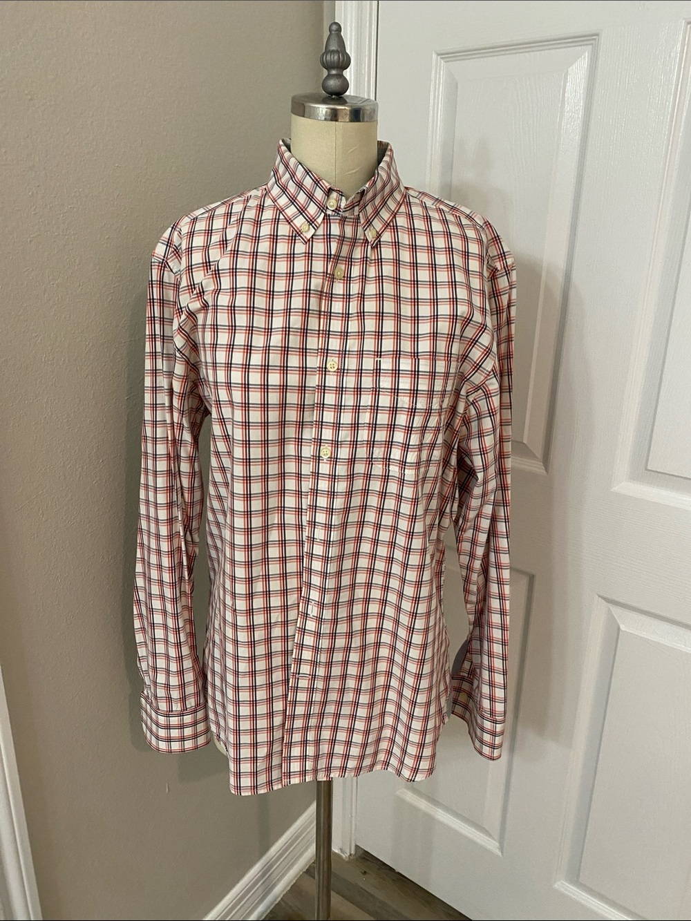 Banana Republic Red and White Plaid Cotton Button-Down Shirt